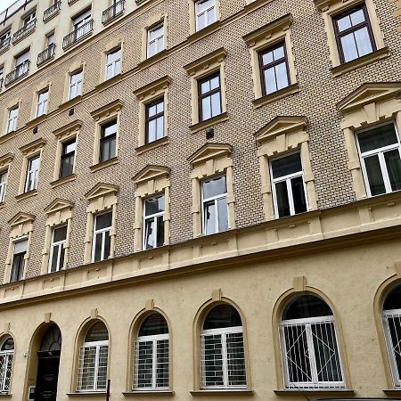 Akacfa 62 Dowtown 2Br Wifi+Ac Budapeste Exterior foto